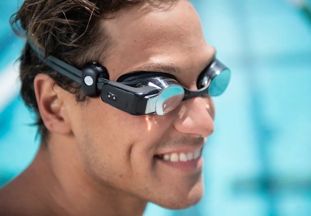 FORM Smart swim goggles with revolutionary in-lens display!